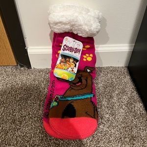 nwt scooby doo fluffy socks
